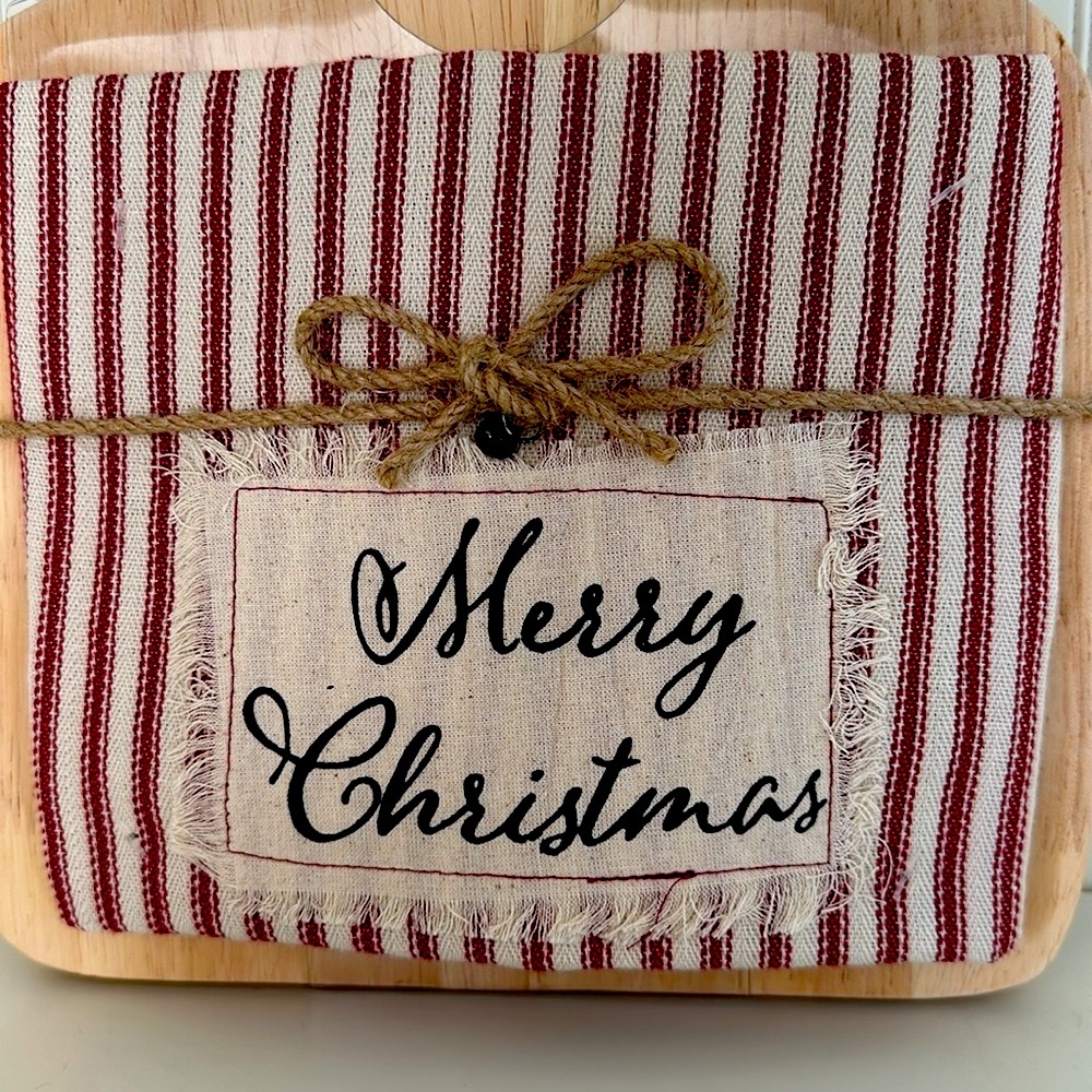 🎄Christmas Cutting Board/Towel Gift Set🎄 - Picture 2 of 4